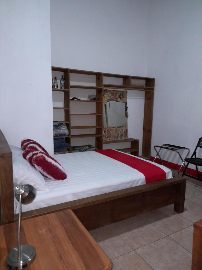 Hostal Blood Moon Rio Dulce Town Exterior foto